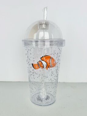 Disneyland Parks Light up Finding Nemo Tumbler Cup - Brand New, Never Been Used